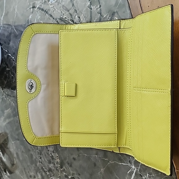 Coach Wallet - Picture 6 of 6
